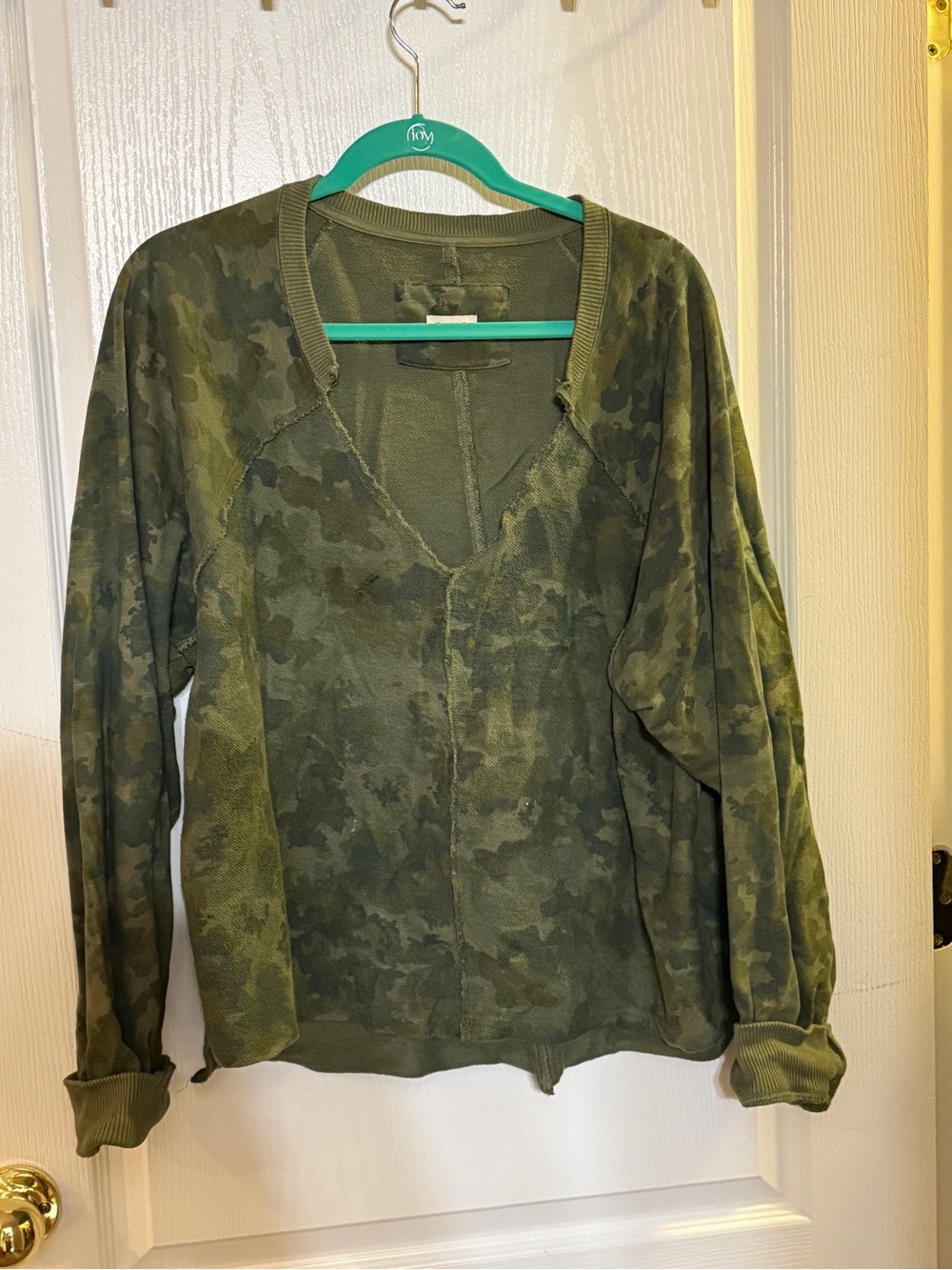 Anthropologie Olive Green Camo V-Neck Pullover